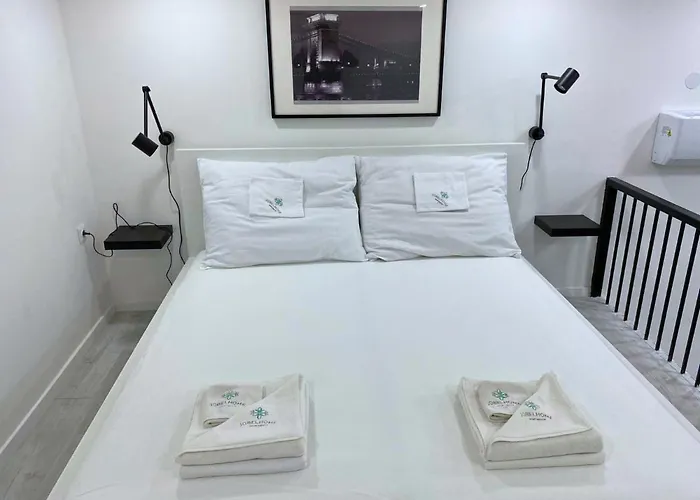 Jobelhome Calvin Budapest