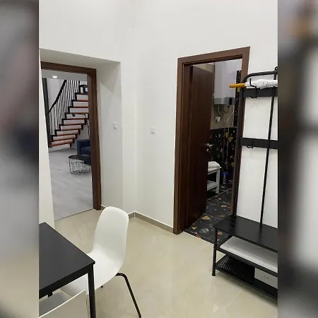 Jobelhome Calvin * Budapešť